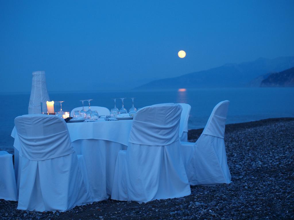 Thalatta Seaside Hotel Ajía Ánna Eksteriør bilde